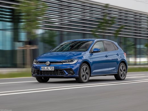 Volkswagen отлага производството на евтин електромобил, бензиновото Polo остава