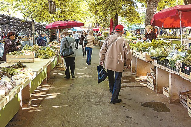 Местните пазари са спасението на родните производители, за да реализират продукцията си