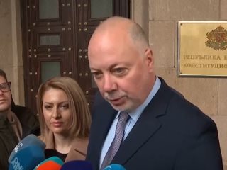 Желязков: Декларацията на ПП-ДБ може да е основа на коалиционно споразумение, ако е законна