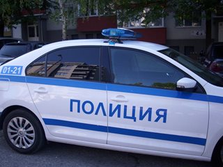 Откриха труп на мъж на улица в Кочериново