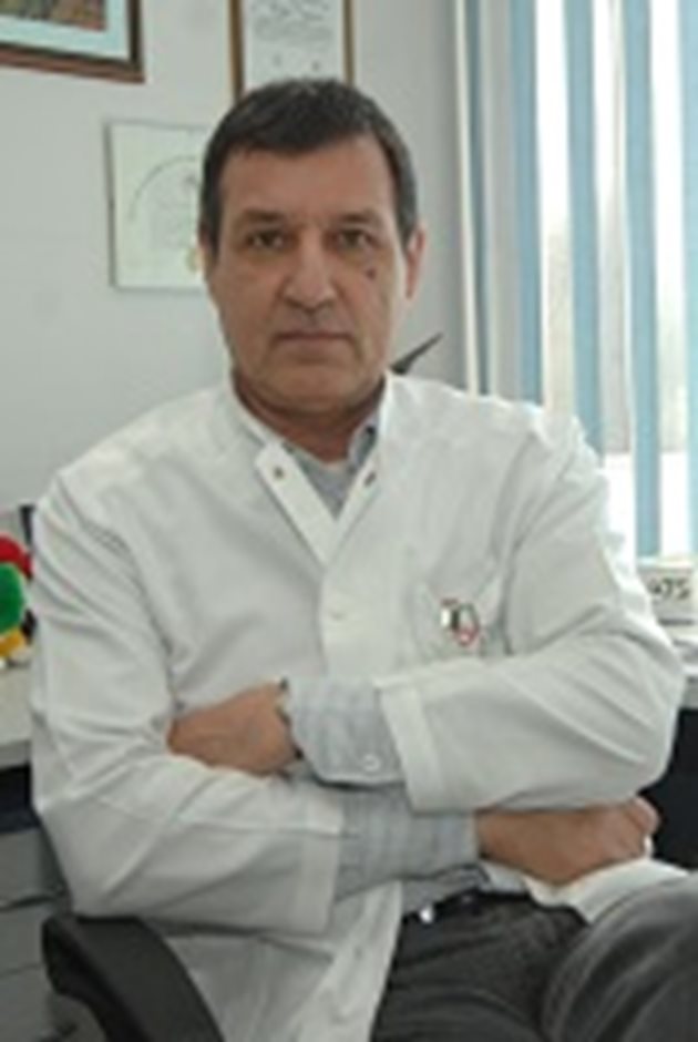 Д-р Стоян Лазаров