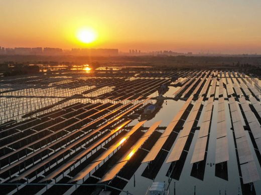 Няколко китайски града спряха инсталирането на покривни фотоволтаични инсталации