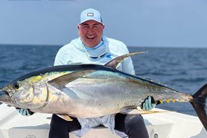 65 кг риба тон улови Иван