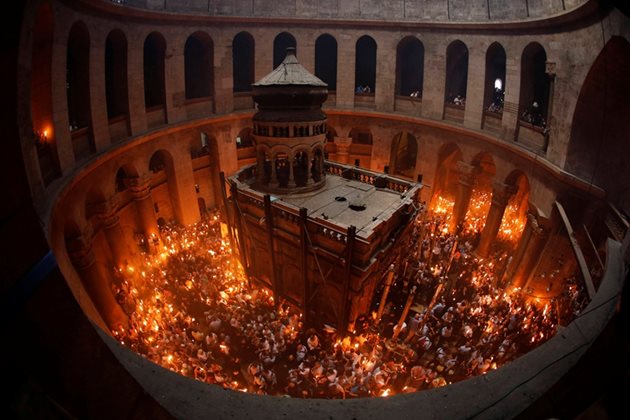 Църквата на Божи гроб на православния Великден