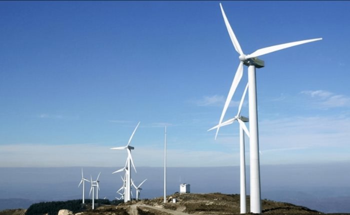 Близо 23 процента е делът на електроенергията, произведена от вятърни централи през последното денонощие в Европа. СНИМКА: АРХИВ
