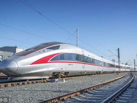 Нов, по-дълъг влак-стрела тръгва по линията Пекин-Шанхай