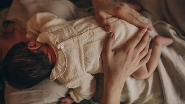 Лена Бориславова показа бебето (Снимки)