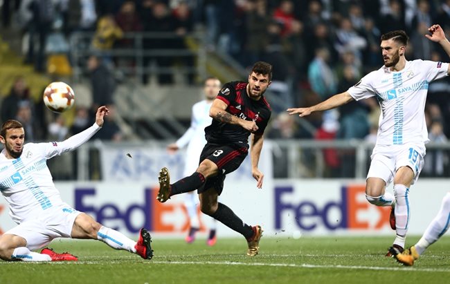 "Милан" спечели своята група и се цели в трофея в Лига Европа Снимка: Ройтерс