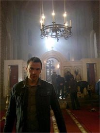 Ивайло Захариев снима завръзка в храм за филма &quot;Под прикритие&quot;