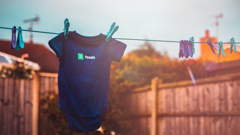 Как да перем дрехите и бельото, за да сме по-здрави