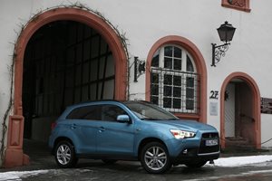 Mitsubishi ASX е на второ място при автомобилите до 13 години.