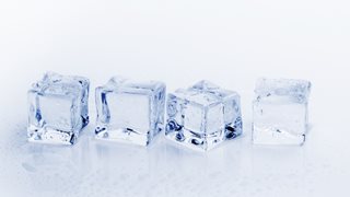 На кои здравословни състояния помага кубче лед върху врата