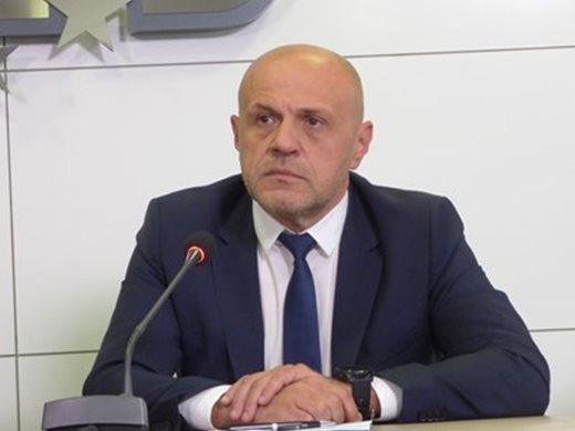 Томислав Дончев: Предвиждат се нови 3 млрд. лева за саниране на сградите