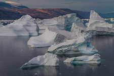 Ледниците в Антарктика се топят по-бързо от очакваното